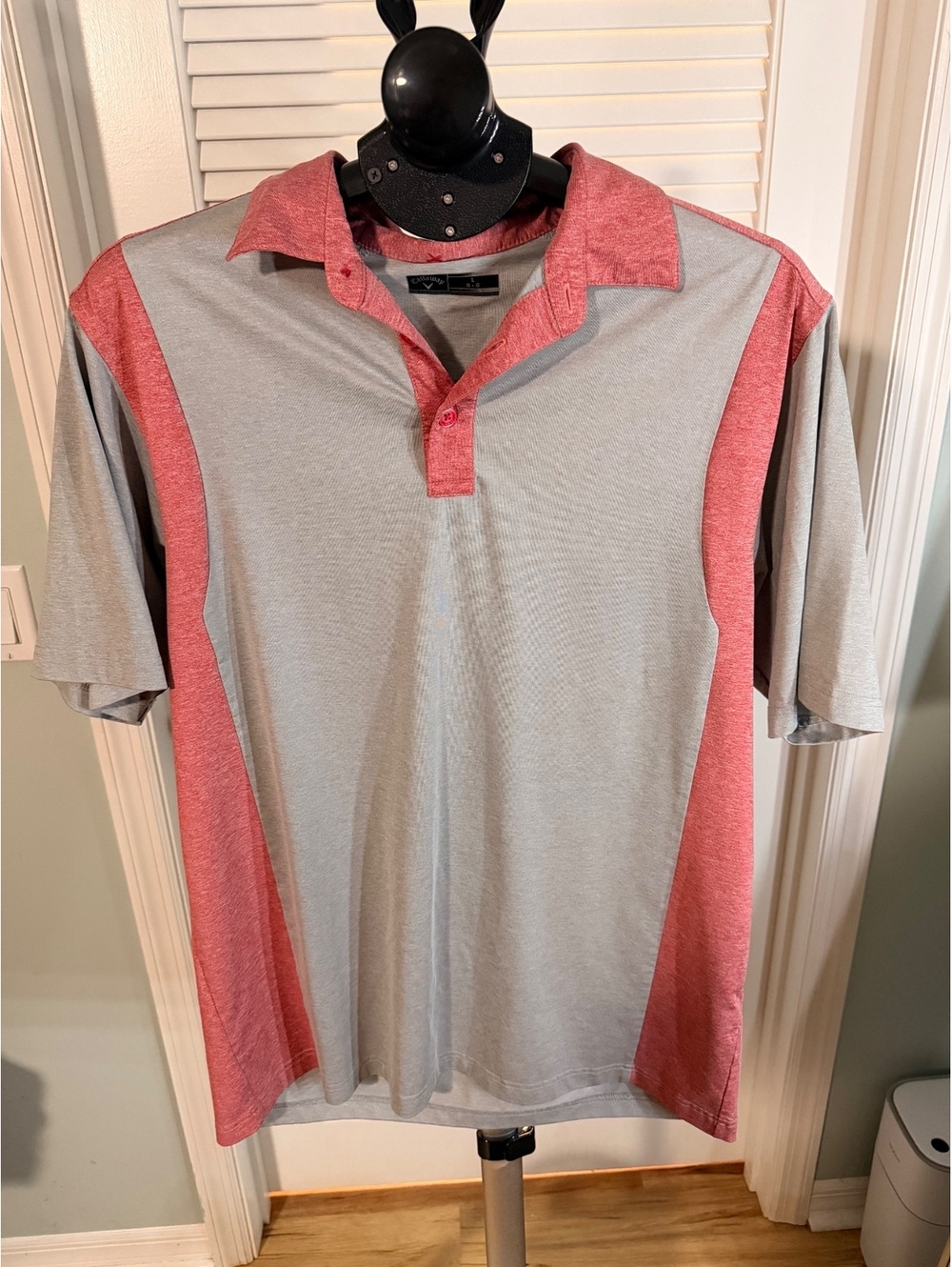 Callaway gray and pink short sleeve polo shirt